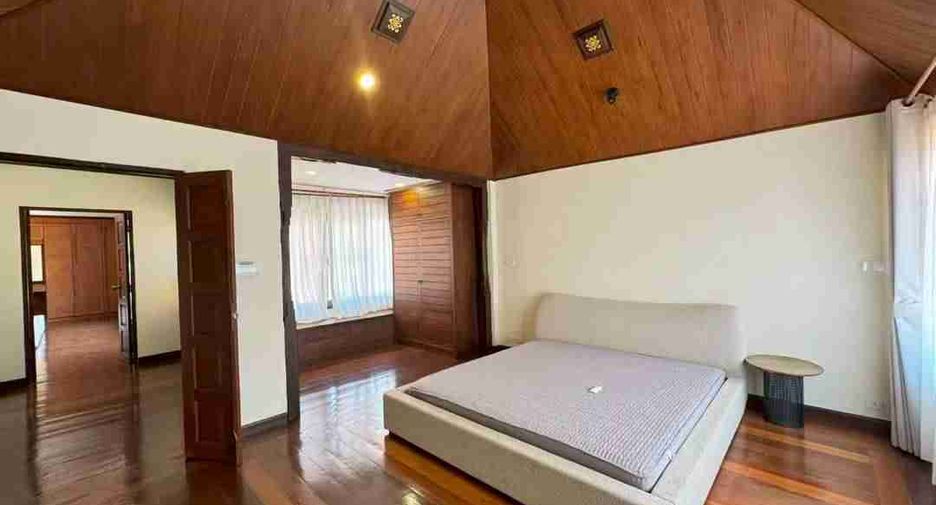 For sale 5 bedrooms villa in South Pattaya, Pattaya