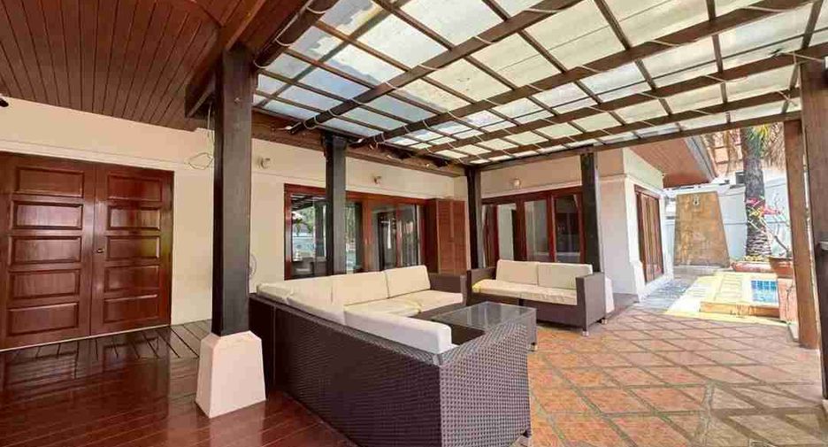 For sale 5 bedrooms villa in South Pattaya, Pattaya