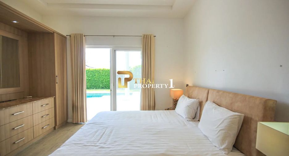 For sale 3 bedrooms villa in Hua Hin, Prachuap Khiri Khan