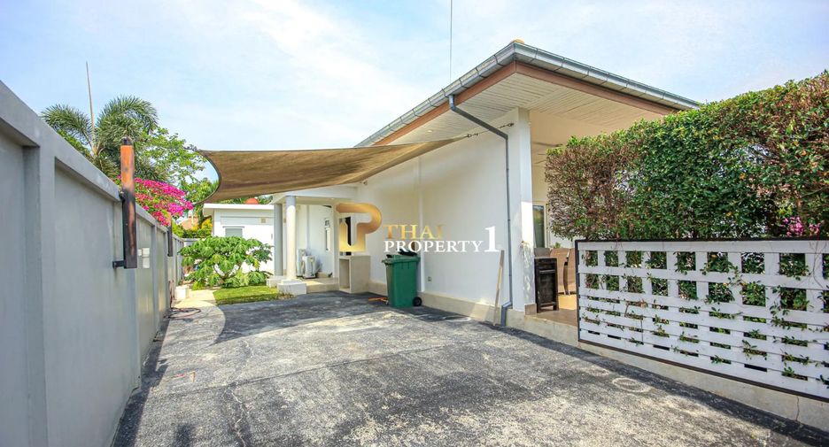 For sale 3 bedrooms villa in Hua Hin, Prachuap Khiri Khan
