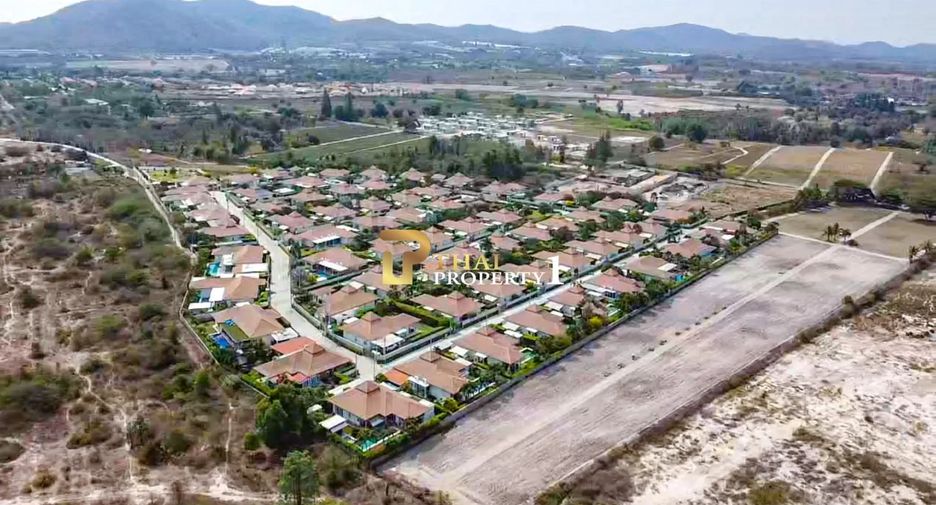 For sale 3 bedrooms villa in Hua Hin, Prachuap Khiri Khan