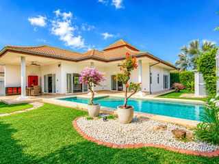 Villa zum Kauf mit 3 Zimmer in Hua Hin, Prachuap Khiri Khan