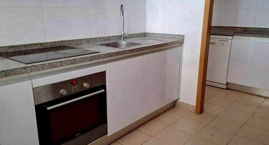 Wohnung zur Miete mit 3 Zimmer in Khlong Toei, Bangkok