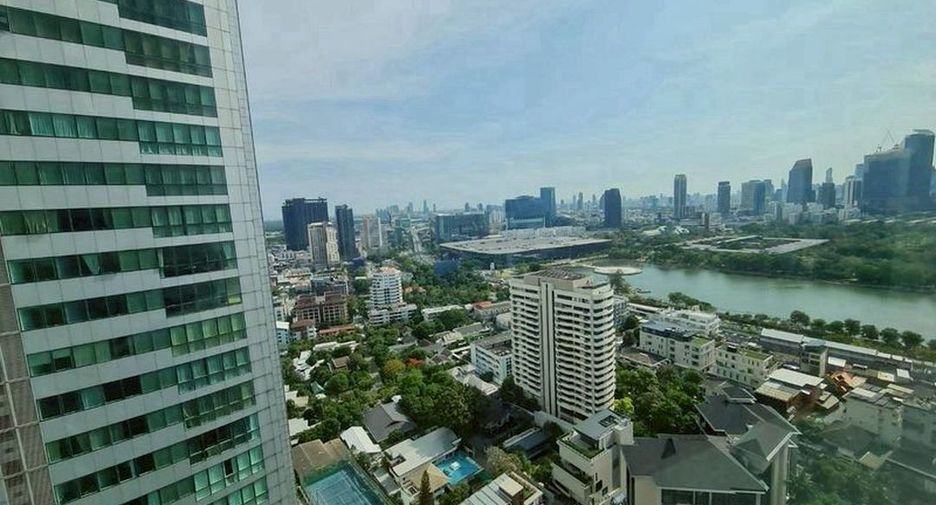 Wohnung zur Miete mit 3 Zimmer in Khlong Toei, Bangkok