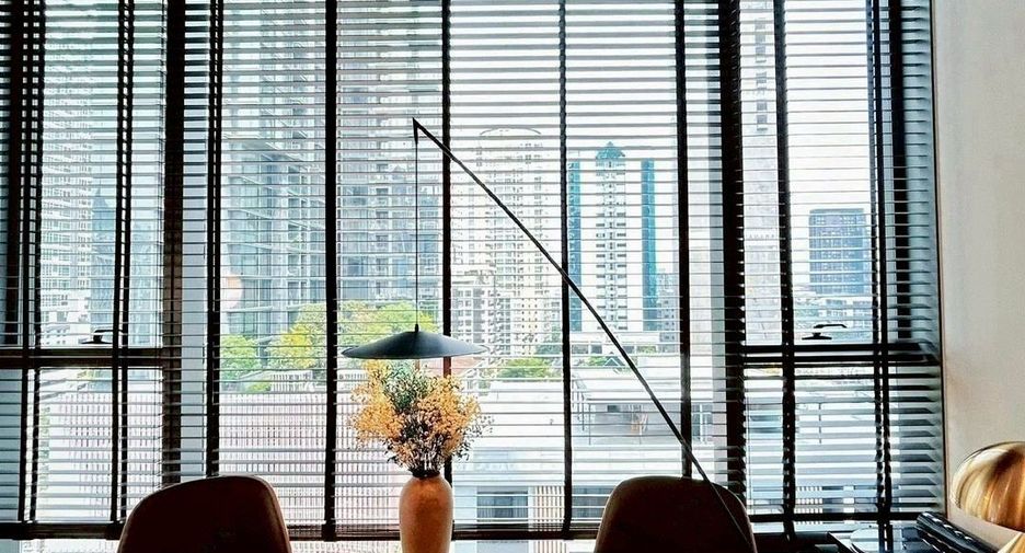 For rent 1 bed condo in Khlong Toei, Bangkok