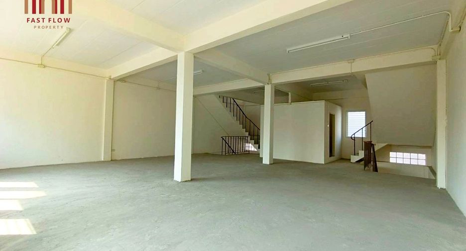 For sale retail Space in Mueang Pathum Thani, Pathum Thani