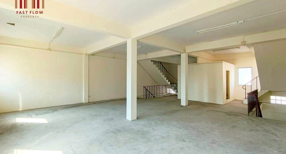 For sale retail Space in Mueang Pathum Thani, Pathum Thani