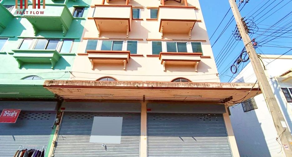 For sale retail Space in Mueang Pathum Thani, Pathum Thani