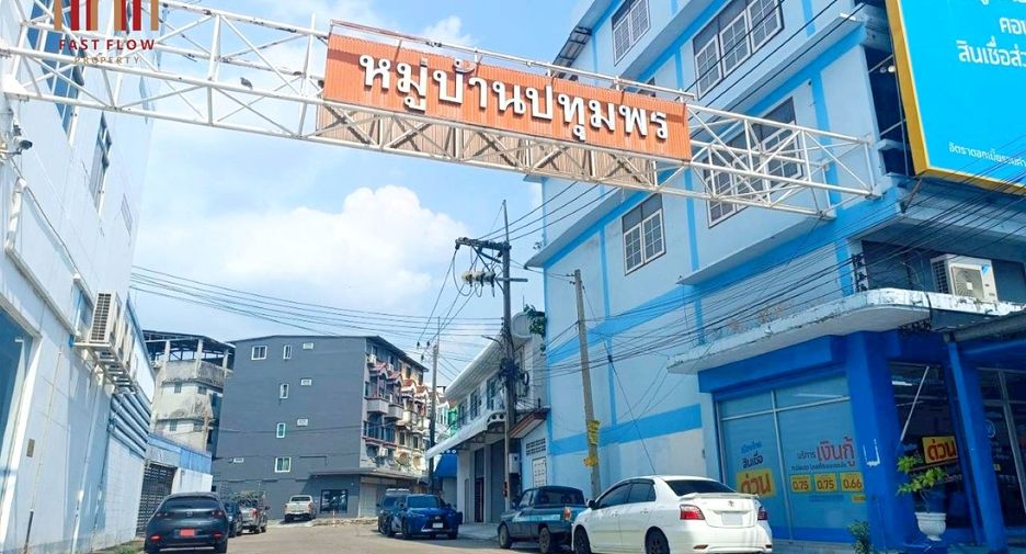 For sale retail Space in Mueang Pathum Thani, Pathum Thani