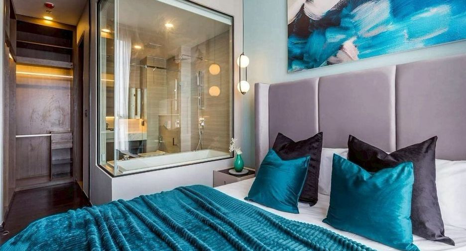 For rent 3 bedrooms condo in Watthana, Bangkok