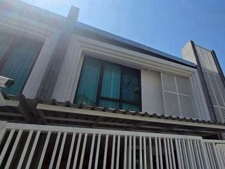 ให้เช่า 2 ห้องนอน บ้านเดี่ยว ใน วัฒนา, กรุงเทพฯ