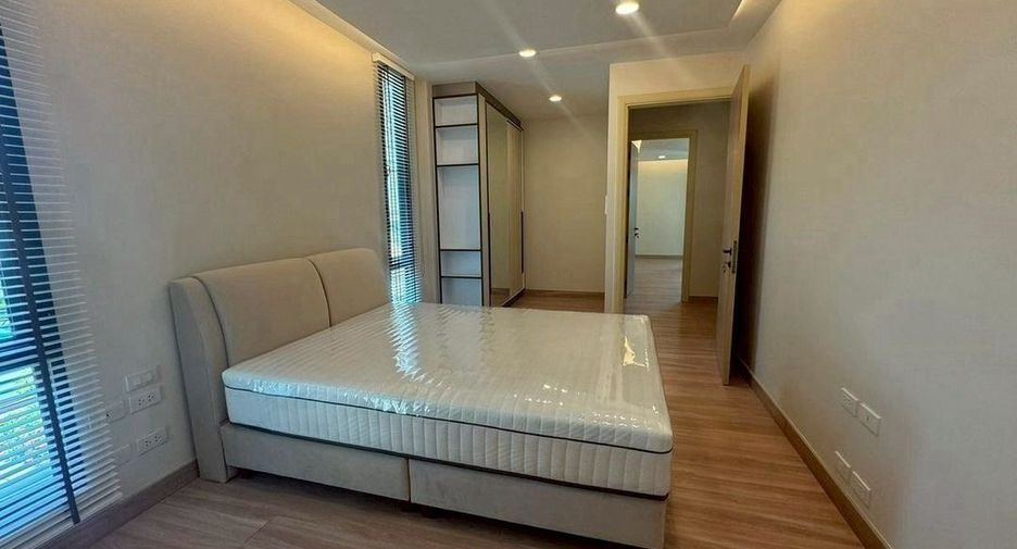 Haus zur Miete mit 2 Zimmer in Watthana, Bangkok