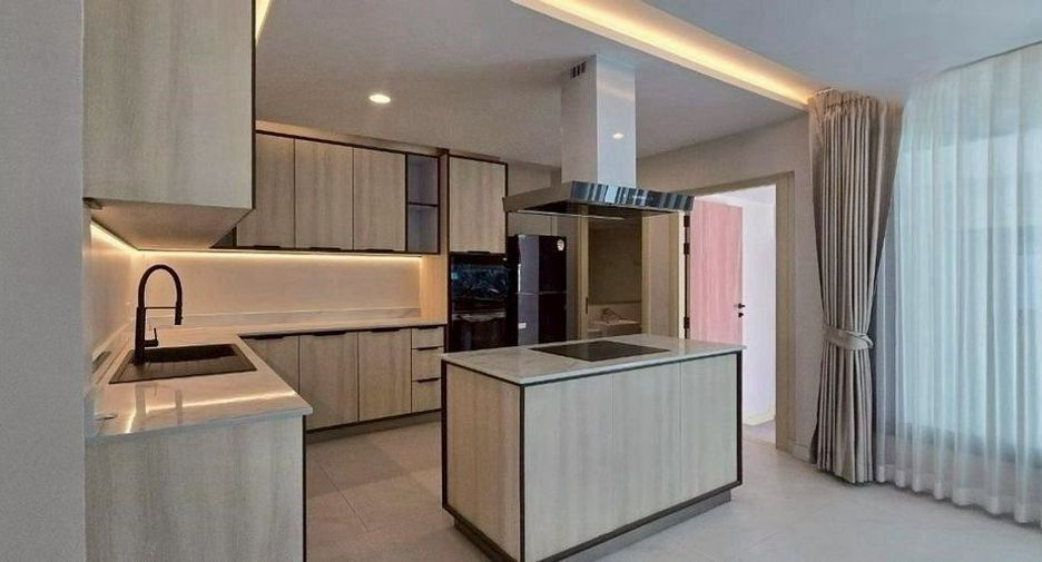 Haus zur Miete mit 2 Zimmer in Watthana, Bangkok