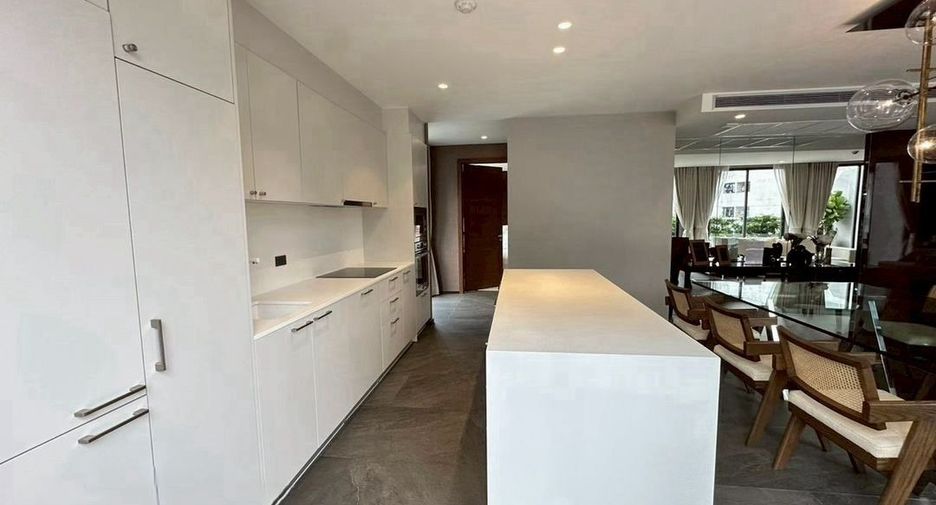Wohnung zur Miete mit 3 Zimmer in Watthana, Bangkok