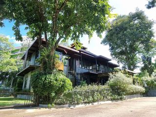 Haus zur Miete mit 5 Zimmer in Mueang Chiang Mai, Chiang Mai