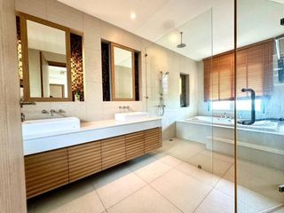 Продажа 5 спальни дом в Na Jomtien, Паттайя
