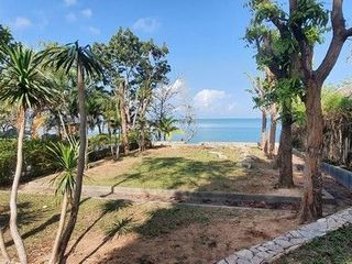 For rent and for sale 5 bedrooms house in Bang Lamung, Chonburi