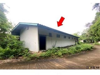 Almacén en venta de 1 habitaciones en Chae Hom, Lampang