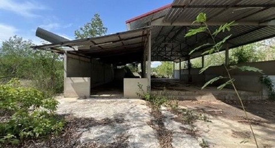 À vendre 1 chambre entrepôt à Chae Hom, Lampang