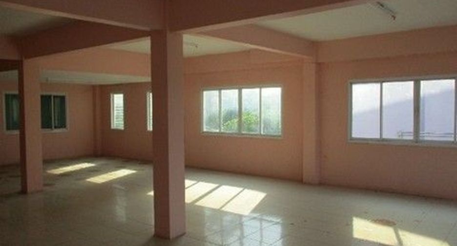 For sale 1 bed retail Space in Chae Hom, Lampang
