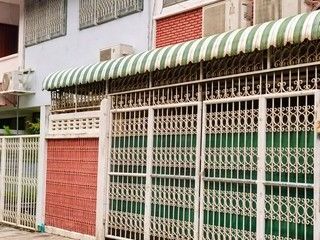 出租 3 卧室 独立屋 在 Din Daeng, 曼谷