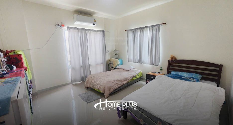 For sale 2 bedrooms townhouse in Phra Samut Chedi, Samut Prakan