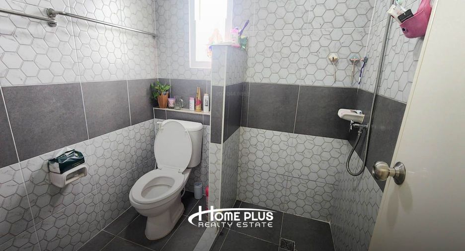 For sale 2 bedrooms townhouse in Phra Samut Chedi, Samut Prakan