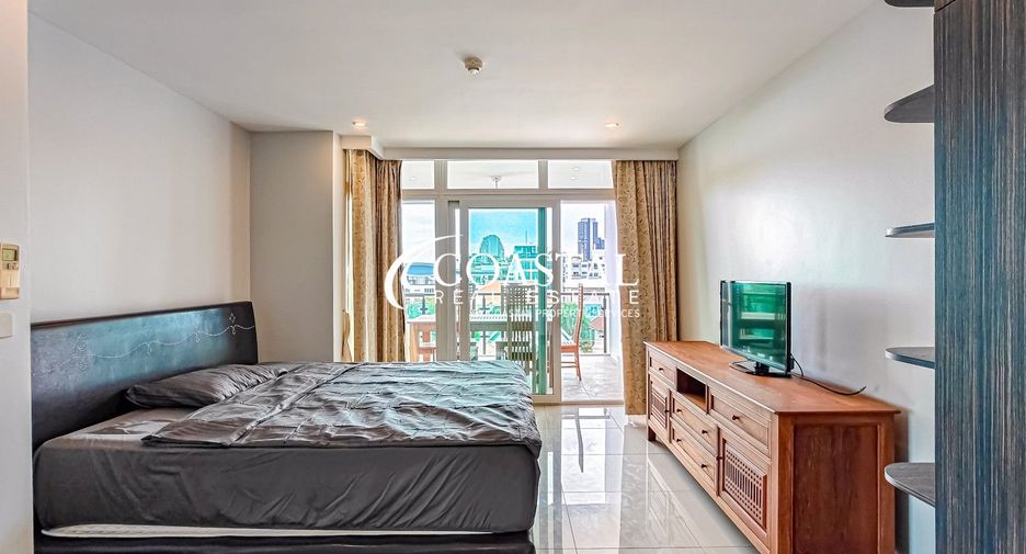 For rent 2 bedrooms condo in Pratumnak, Pattaya