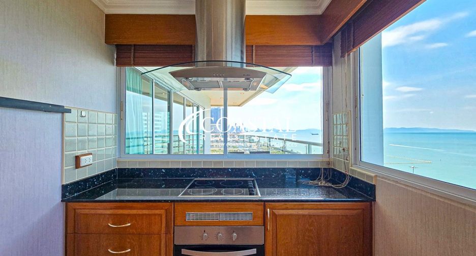 For sale 2 bedrooms condo in Pratumnak, Pattaya