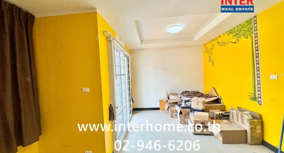 For sale 3 bedrooms townhouse in Bang Khae, Bangkok