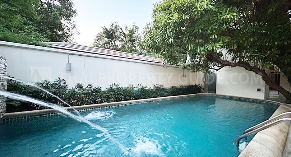 For rent 4 bedrooms house in Suan Luang, Bangkok