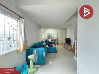 Casa adosada en venta de 3 habitaciones en Khlong Luang, Pathum Thani
