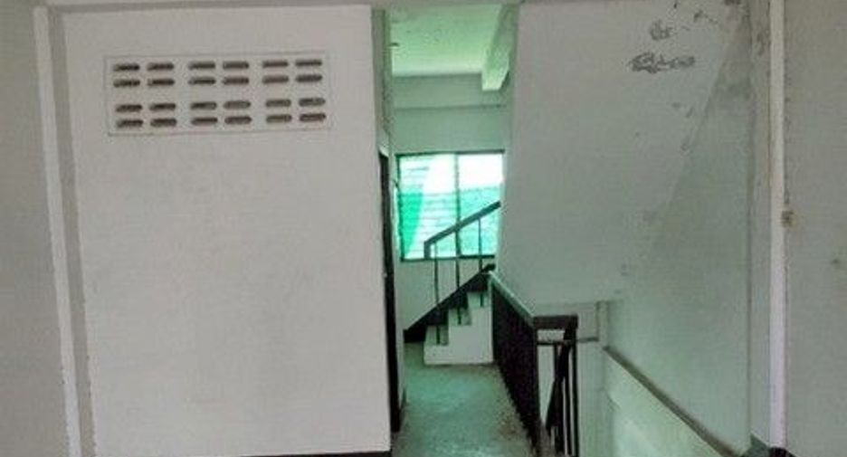 For sale 1 bed retail Space in Sawankhalok, Sukhothai