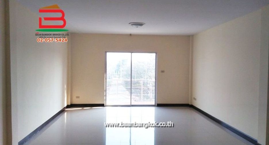 For sale 2 bedrooms retail Space in Khlong Sam Wa, Bangkok