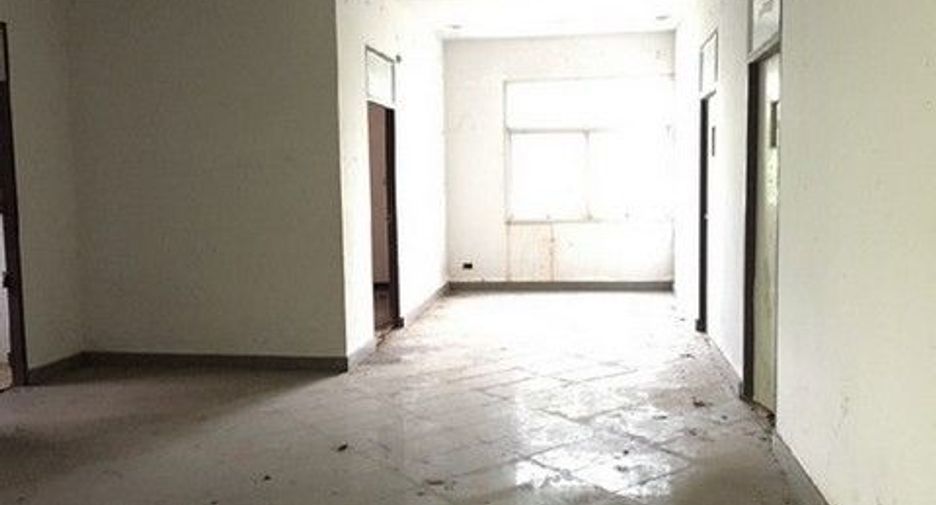 For sale 1 bed office in Mueang Uttaradit, Uttaradit