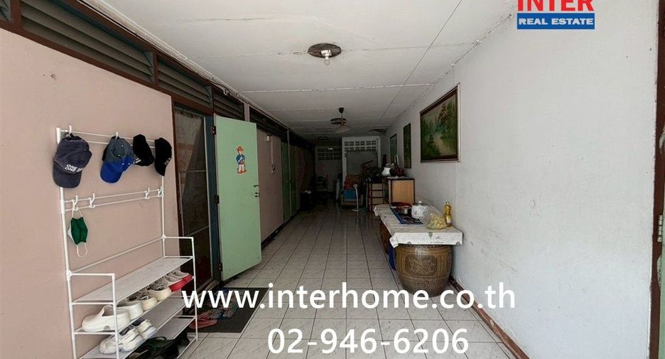 Продажа 3 спальни дом в Щанг Тхонгланг, Бангкок