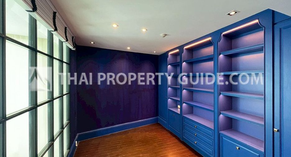 For rent 3 bedrooms house in Sathon, Bangkok