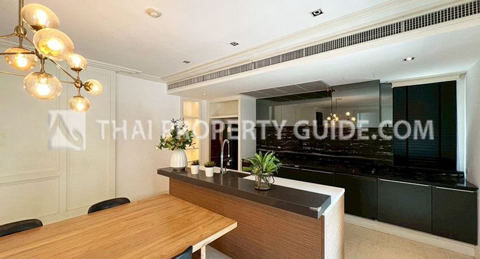 For rent 3 bedrooms house in Sathon, Bangkok