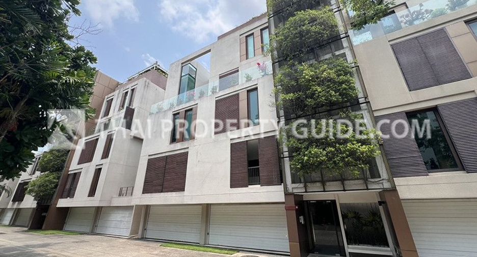 For rent 3 bedrooms house in Sathon, Bangkok