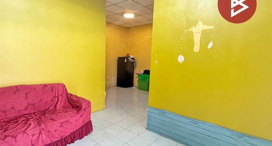 For sale 2 bedrooms townhouse in Si Racha, Chonburi