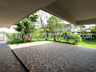 À louer 3 chambres maison à Sathon, Bangkok