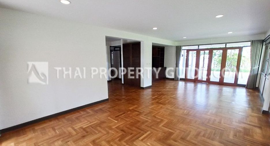 For rent 3 bedrooms house in Sathon, Bangkok
