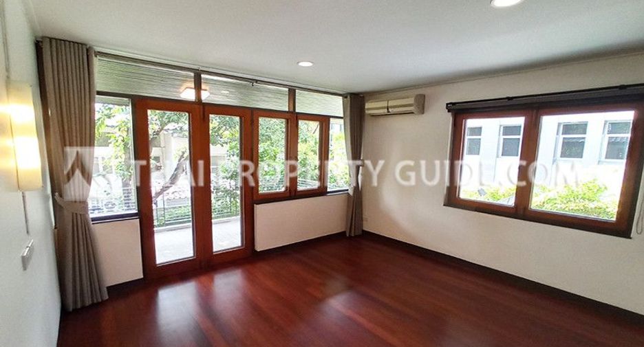 For rent 3 bedrooms house in Sathon, Bangkok