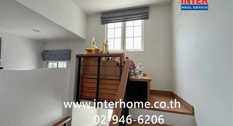 Casa en alquiler y en venta de 4 habitaciones en Chom Thong, Bangkok