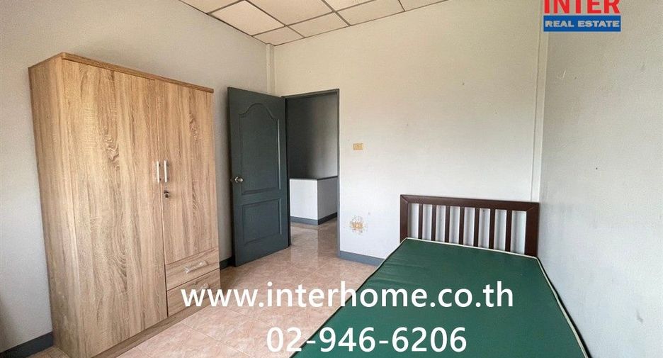 For sale 3 bedrooms townhouse in Thanyaburi, Pathum Thani