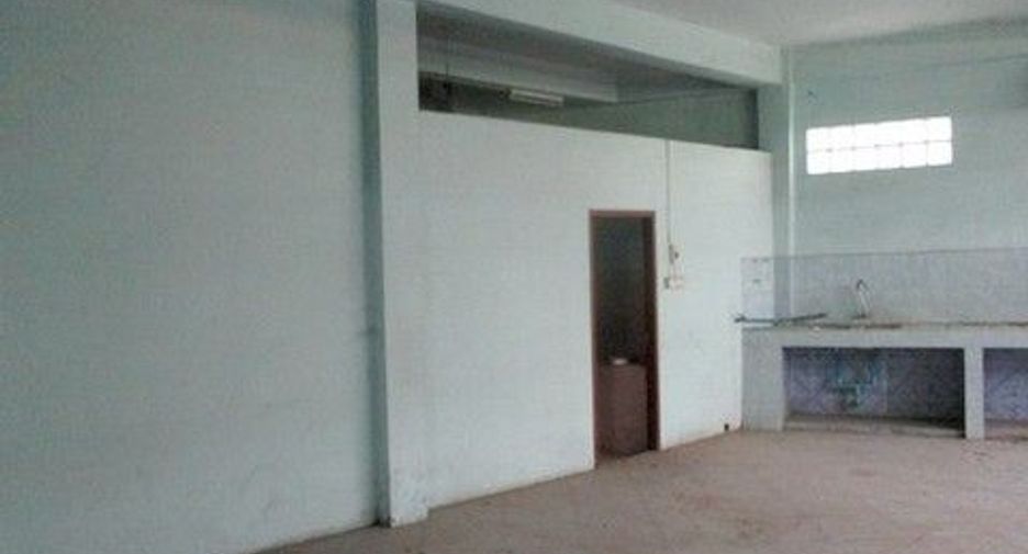 For sale 1 bed retail Space in Nong Muang Khai, Phrae