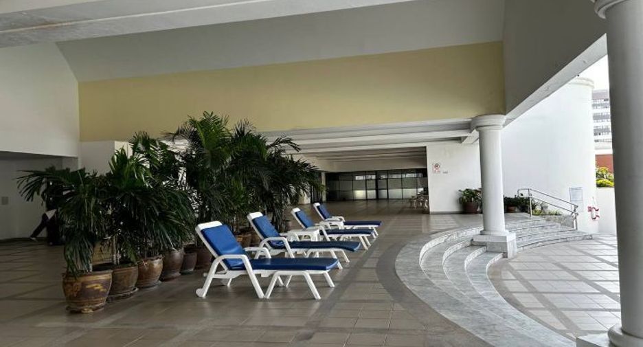 For sale 1 bed condo in Pratumnak, Pattaya