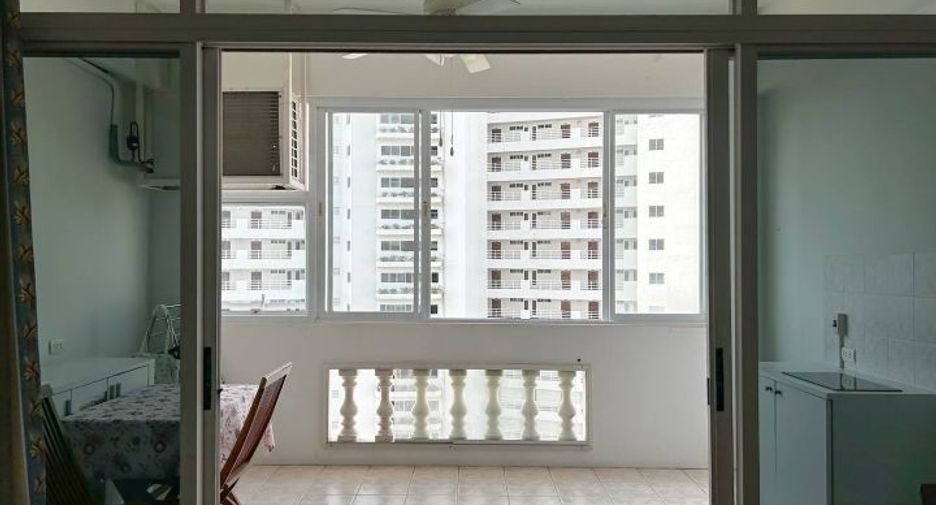For sale 1 bed condo in Pratumnak, Pattaya