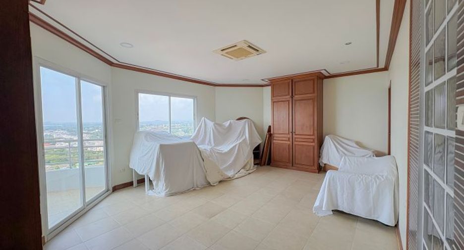 For sale 3 ベッドルーム condo in Sattahip, Chonburi