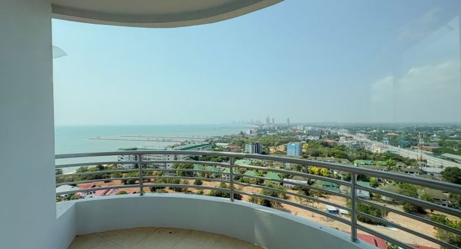 For sale 3 ベッドルーム condo in Sattahip, Chonburi